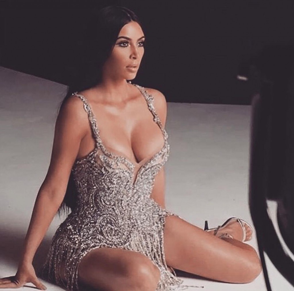  Kim Kardashian Kim-Kardashian-cekimleri