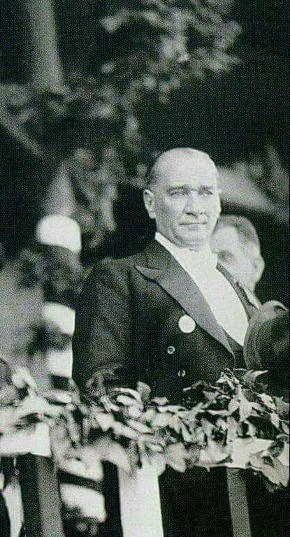  Mustafa Kemal Atatürk! Resimleri, Fotoğrafları, Kapak resimleri ve Telefon Resimleri. kemal-ataturk-resimleri-ve-sozleri-alintilar